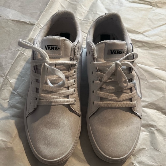 Vans Men's Classic White Sneakers - Picture 7 of 12